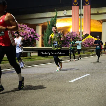 Runner Photo 6378710