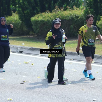 Runner Photo 6378713