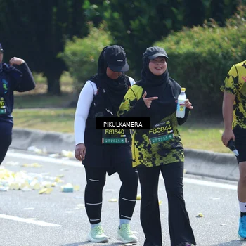 Runner Photo 6378715