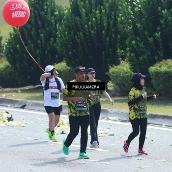 Runner Photo 6378797