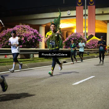 Runner Photo 6378806