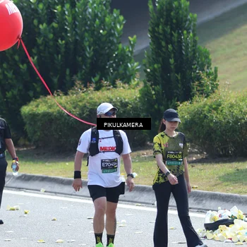 Runner Photo 6378832