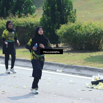 Runner Photo 6378898