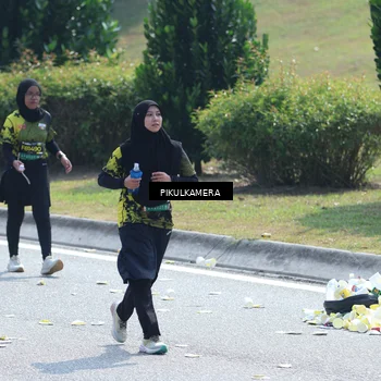 Runner Photo 6378943