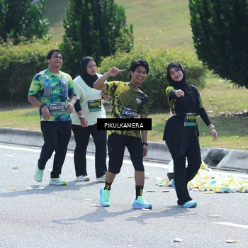 Runner Photo 6379034