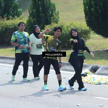 Runner Photo 6379036