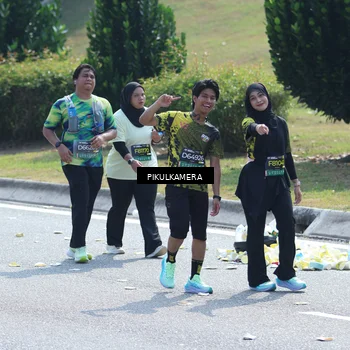 Runner Photo 6379060