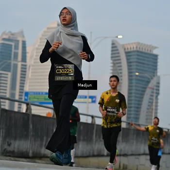 Runner Photo 6379253