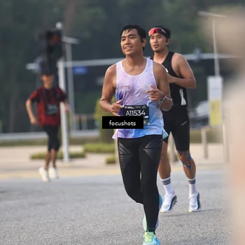 Runner Photo 6379313
