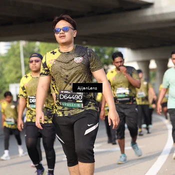 Runner Photo 6379342