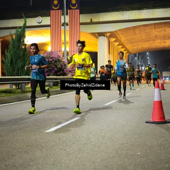 Runner Photo 6379654