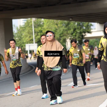 Runner Photo 6379779