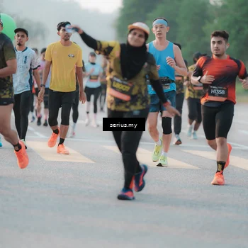 Runner Photo 6379831