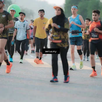 Runner Photo 6379843