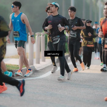Runner Photo 6379874