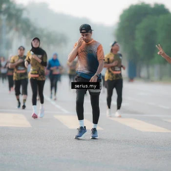 Runner Photo 6379942