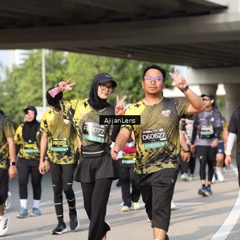 Runner Photo 6379949