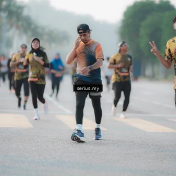 Runner Photo 6379959