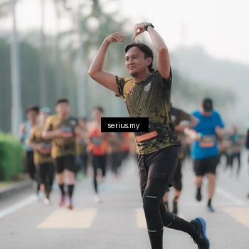 Runner Photo 6379993