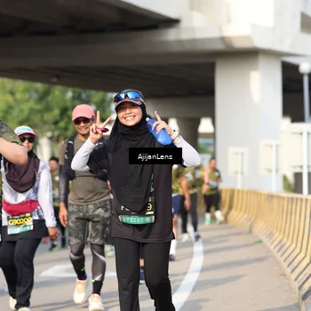 Runner Photo 6379997