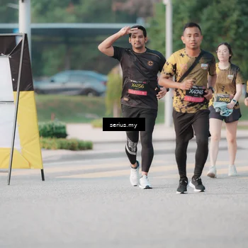 Runner Photo 6380071