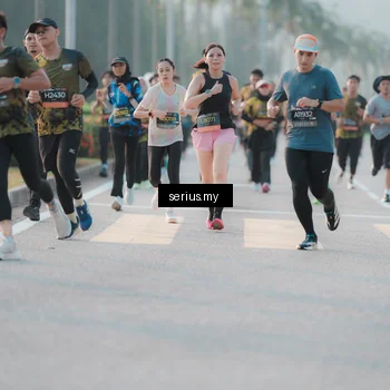 Runner Photo 6380246
