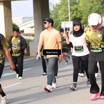 Runner Photo 6380946