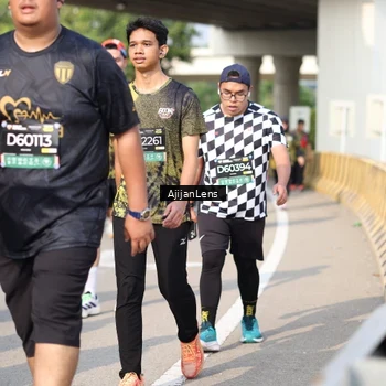 Runner Photo 6380998