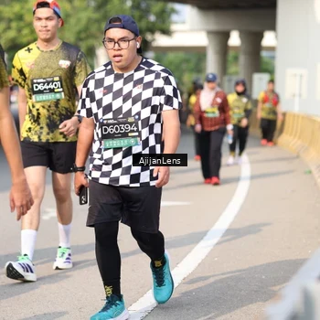 Runner Photo 6381065