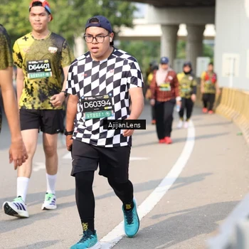 Runner Photo 6381066
