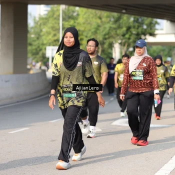 Runner Photo 6381085