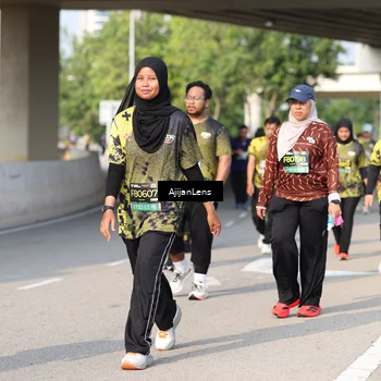 Runner Photo 6381244