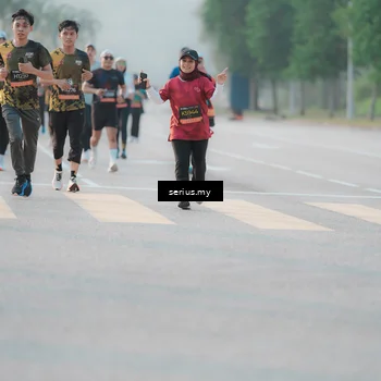 Runner Photo 6381249