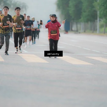 Runner Photo 6381250