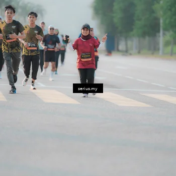 Runner Photo 6381258