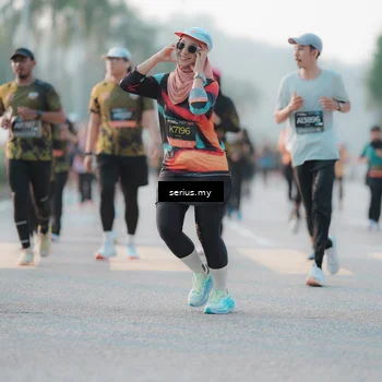 Runner Photo 6381310