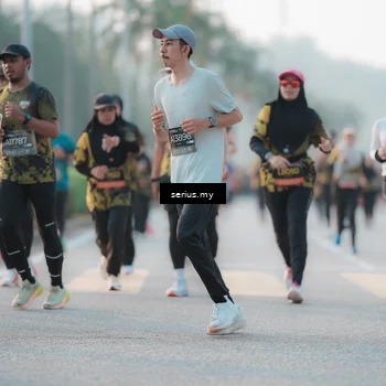 Runner Photo 6381339