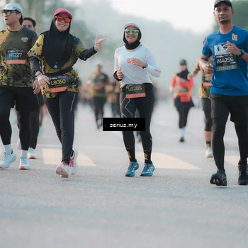 Runner Photo 6381340