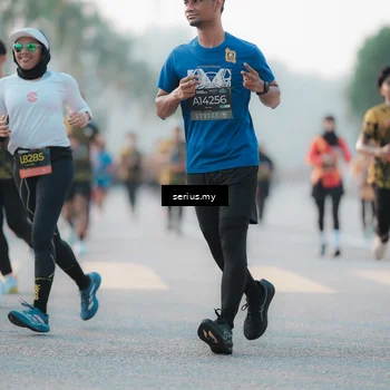 Runner Photo 6381375