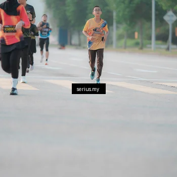 Runner Photo 6381440