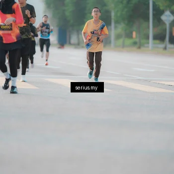 Runner Photo 6381444