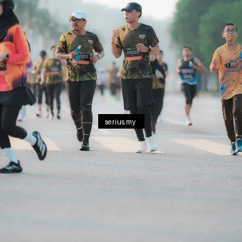 Runner Photo 6381453