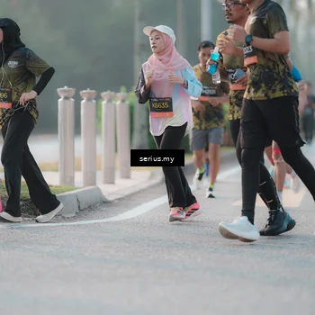 Runner Photo 6381479