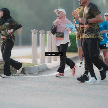 Runner Photo 6381490