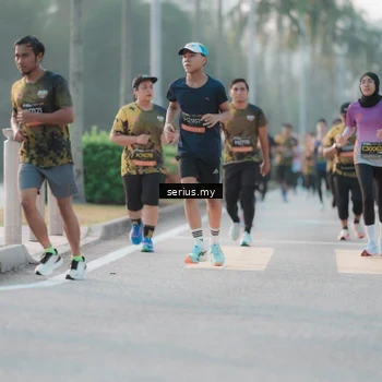 Runner Photo 6381492