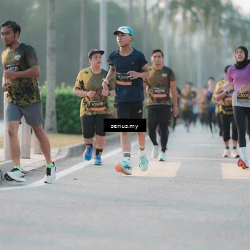 Runner Photo 6381496