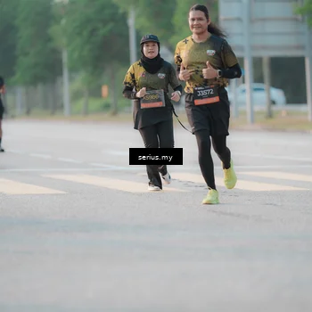 Runner Photo 6381705