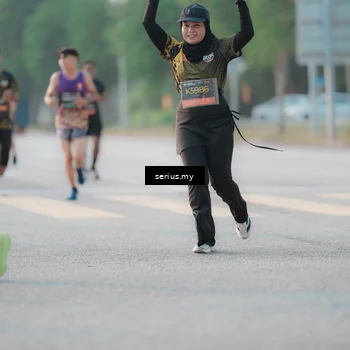 Runner Photo 6381738