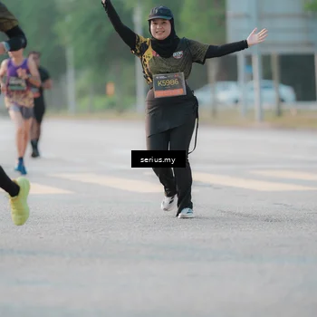Runner Photo 6381757
