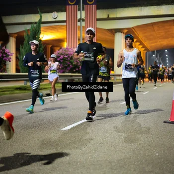 Runner Photo 6381852